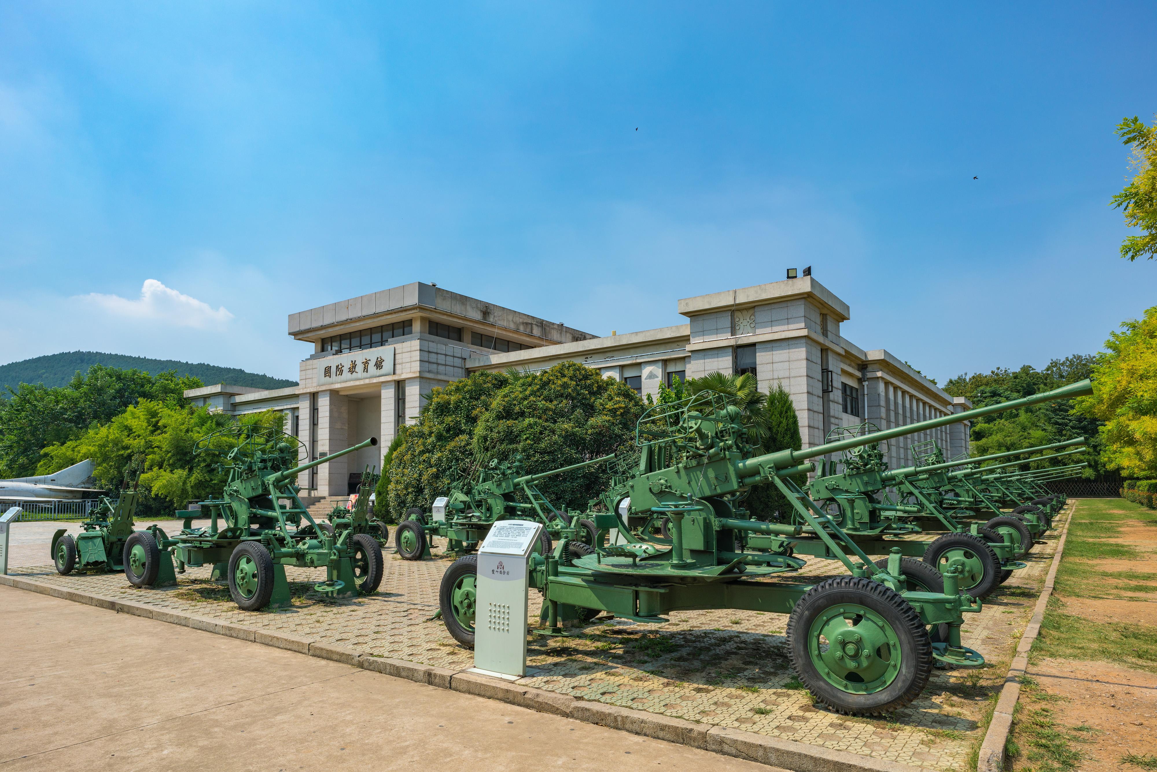 �й�����������²����